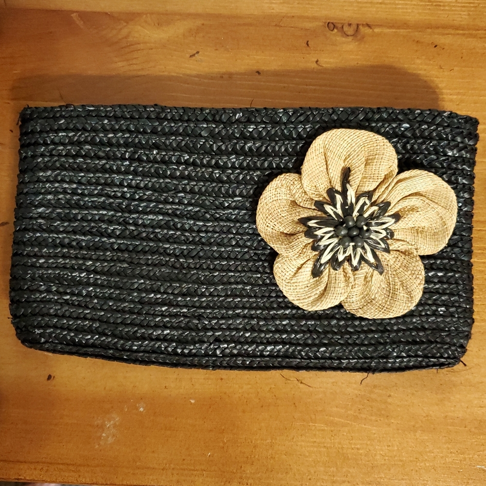 Coldwater Creek Black Handbag / Clutch, Woven Straw, Inner Pockets
